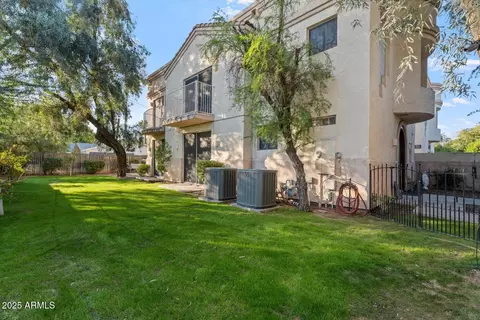 Exterior - 6002 N 5th Pl, Phoenix, AZ 85012 photo 6 of 6