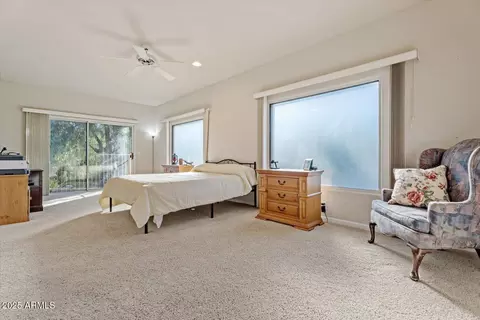 Bedroom - 6002 N 5th Pl, Phoenix, AZ 85012 photo 2 of 3