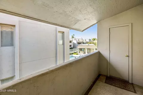 Exterior - 1840 E Morten Ave #229, Phoenix, AZ 85020 photo 1 of 7