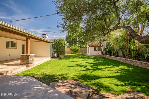 Exterior - 4037 E Minnezona Ave, Phoenix, AZ 85018 photo 15 of 19