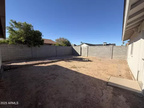 Exterior - 414 E Westchester Dr, Tempe, AZ 85283 photo 12 of 17