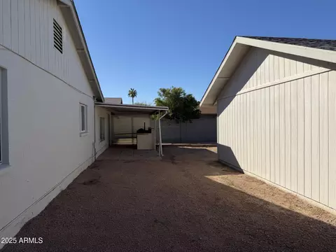 Exterior - 414 E Westchester Dr, Tempe, AZ 85283 photo 10 of 17