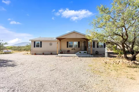6104 S Montanas De Suenos --, Hereford, AZ 85615