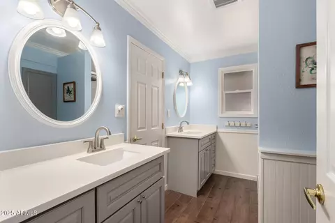 Bath - 1959 E Laguna Dr, Tempe, AZ 85282 photo 1 of 3