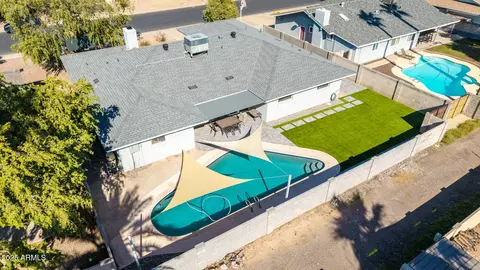 View/Area - 1959 E Laguna Dr, Tempe, AZ 85282 photo 5 of 6