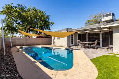 Exterior - 1959 E Laguna Dr, Tempe, AZ 85282 photo 7 of 10