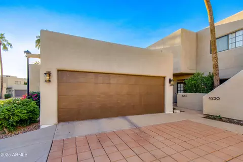 6214 N 30th Pl, Phoenix, AZ 85016