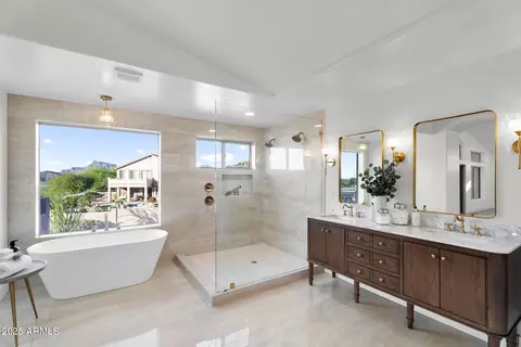 Bath - 6904 E Trailridge Cir, Mesa, AZ 85207 photo 1 of 12