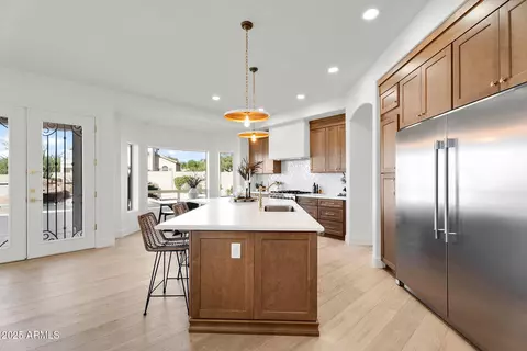 Kitchen - 6904 E Trailridge Cir, Mesa, AZ 85207 photo 3 of 7