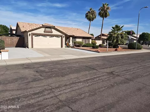 8734 W Bloomfield Rd W, Peoria, AZ 85381