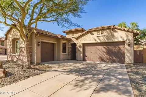 2028 W Skinner Dr, Phoenix, AZ 85085