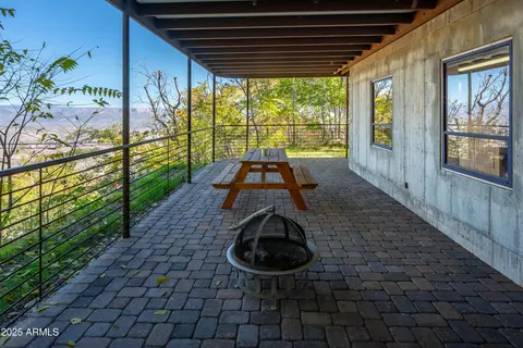 Exterior - 100 Dundee Ave, Jerome, AZ 86331 photo 11 of 27