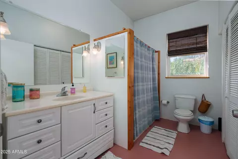 Bath - 100 Dundee Ave, Jerome, AZ 86331 photo 6 of 7