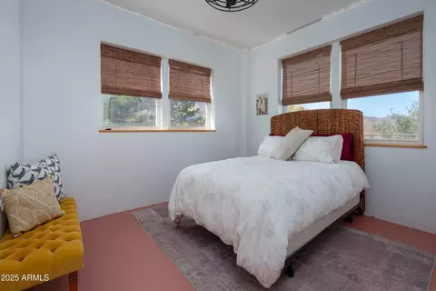 Bedroom - 100 Dundee Ave, Jerome, AZ 86331 photo 2 of 2