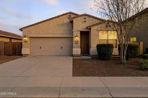 218 E Santori Dr, San Tan Valley, AZ 85140