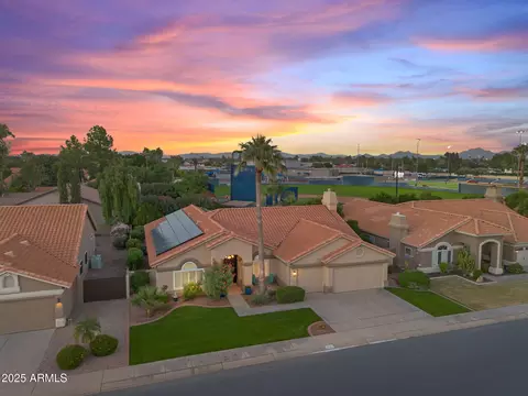 View/Area - 4710 E Hearn Rd, Phoenix, AZ 85032 photo 2 of 9