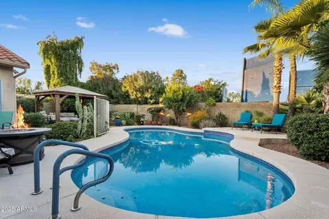 Exterior - 4710 E Hearn Rd, Phoenix, AZ 85032 photo 14 of 30