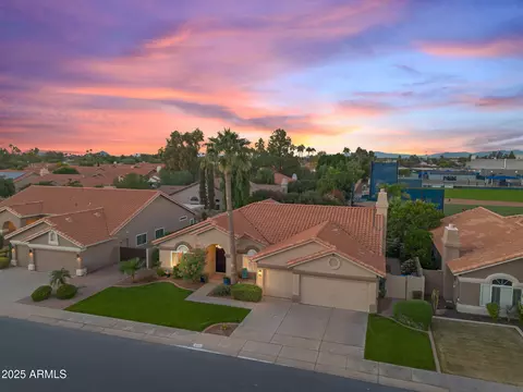 View/Area - 4710 E Hearn Rd, Phoenix, AZ 85032 photo 3 of 9