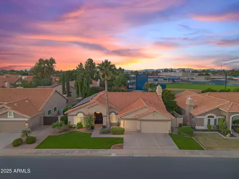 View/Area - 4710 E Hearn Rd, Phoenix, AZ 85032 photo 1 of 9