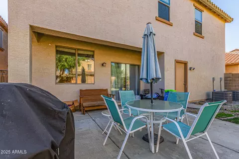 Exterior - 3802 E Chickadee Rd, Gilbert, AZ 85297 photo 3 of 6