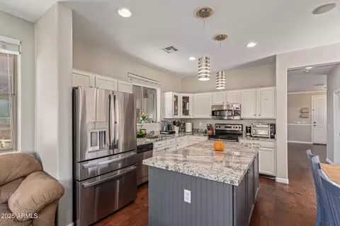 Kitchen - 3802 E Chickadee Rd, Gilbert, AZ 85297 photo 1 of 3