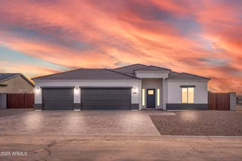 10574 W Cove Cir, Arizona City, AZ 85123