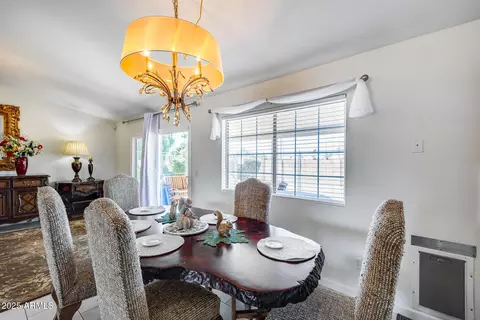 Dining - 902 E Renee Dr, Phoenix, AZ 85024 photo 2 of 3