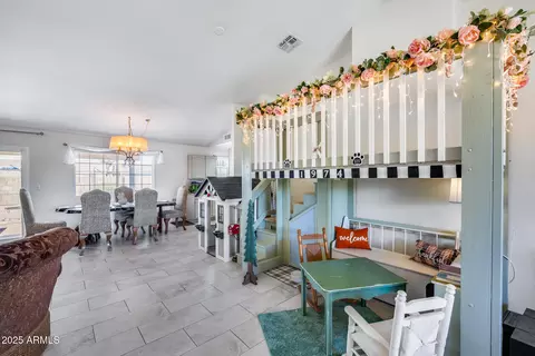 Entry Way - 902 E Renee Dr, Phoenix, AZ 85024 photo 1 of 3