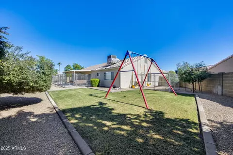 Exterior - 902 E Renee Dr, Phoenix, AZ 85024 photo 11 of 12