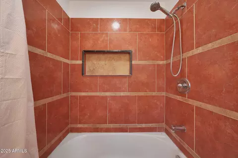 Bath - 272 W Bealey Ave, Coolidge, AZ 85128 photo 3 of 3