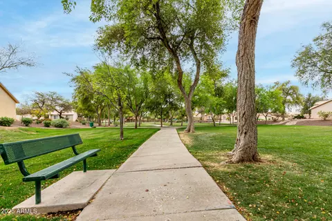 View/Area - 2319 E San Tan Dr, Gilbert, AZ 85296 photo 2 of 2