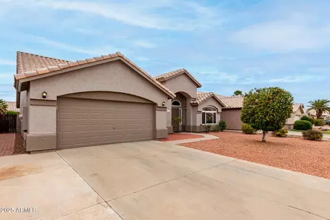 Exterior - 2319 E San Tan Dr, Gilbert, AZ 85296 photo 3 of 8