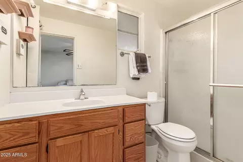 Bath - 710 E Atlanta Ave, Phoenix, AZ 85040 photo 1 of 2