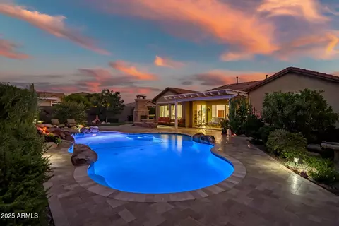 4714 W Lapenna Dr, New River, AZ 85087