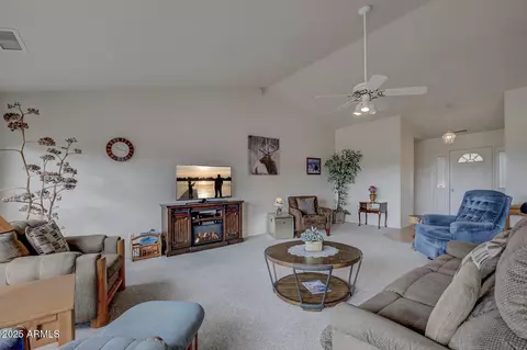 Living - 155 W Claxton Rd, Payson, AZ 85541 photo 3 of 4