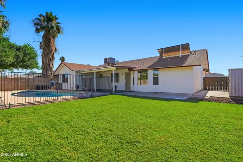 Exterior - 2226 E Diamond Ave, Mesa, AZ 85204 photo 13 of 14