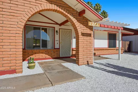 Exterior - 2226 E Diamond Ave, Mesa, AZ 85204 photo 3 of 14