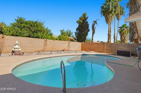 Exterior - 2226 E Diamond Ave, Mesa, AZ 85204 photo 7 of 14