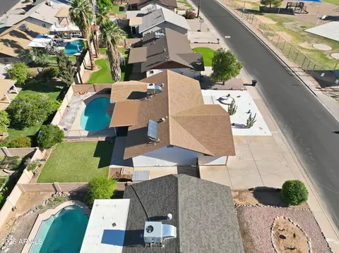 View/Area - 2226 E Diamond Ave, Mesa, AZ 85204 photo 6 of 7