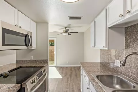 1229 E Townley Ave, Phoenix, AZ 85020 photo 12