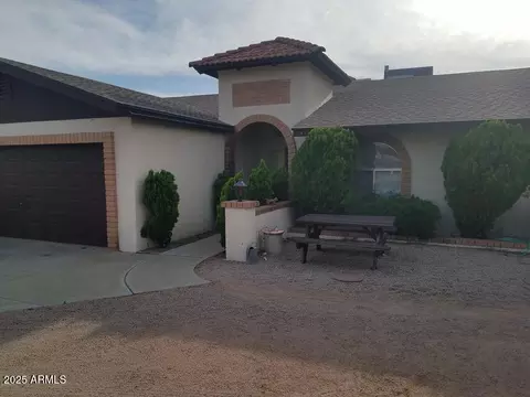 2442 N 76th St, Mesa, AZ 85207