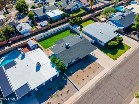 View/Area - 1407 E Wesleyan Dr, Tempe, AZ 85282 photo 11 of 13