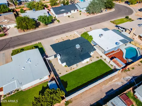 View/Area - 1407 E Wesleyan Dr, Tempe, AZ 85282 photo 7 of 13