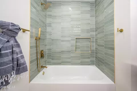 Bath - 1407 E Wesleyan Dr, Tempe, AZ 85282 photo 3 of 3