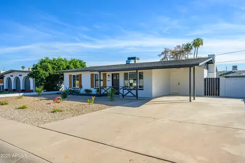 Exterior - 1407 E Wesleyan Dr, Tempe, AZ 85282 photo 4 of 10