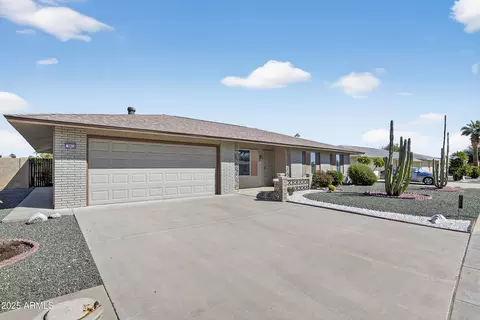 9418 W Cedar Hill Cir N, Sun City, AZ 85351