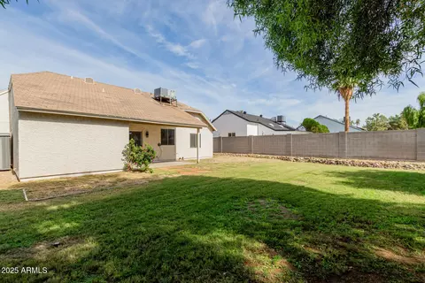 1007 E Oraibi Dr, Phoenix, AZ 85024 photo 24