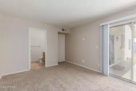 1007 E Oraibi Dr, Phoenix, AZ 85024 photo 11