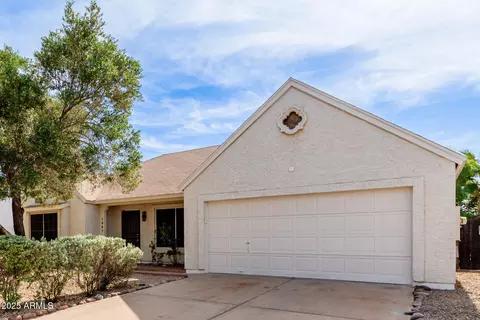 1007 E Oraibi Dr, Phoenix, AZ 85024 photo 4