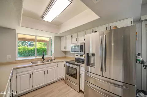 Kitchen - 1854 S Hill St, Mesa, AZ 85204 photo 1 of 4